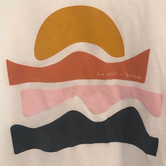 Be Still + Know T-shirt - Picture 2 of 7